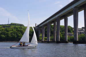 Through the bridges, sailing to Newburgh